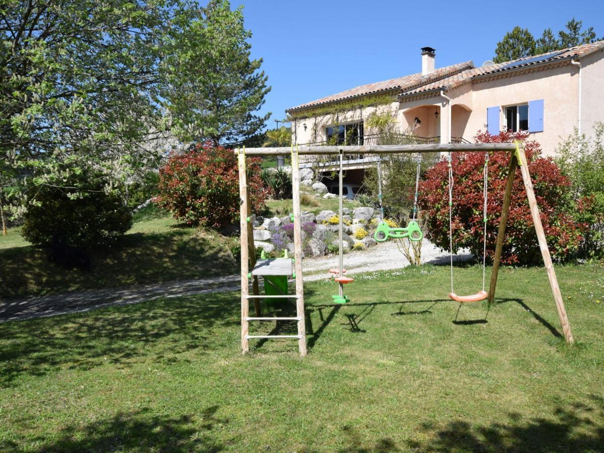 Hébergement de vacances Cosy With Garden Ponet-et-Saint-Auban