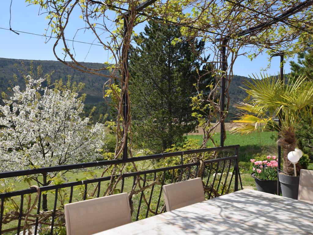 Cosy With Garden * Ponet-et-Saint-Auban